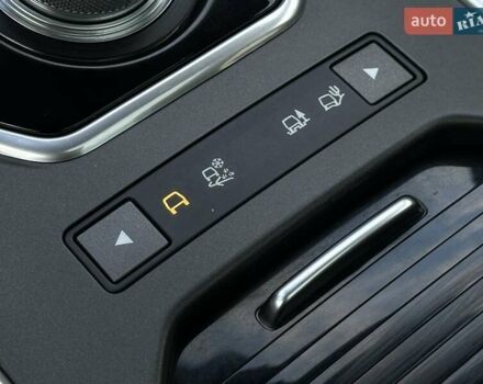 Чорний Ленд Ровер Рендж Ровер Евок, об'ємом двигуна 2 л та пробігом 125 тис. км за 21500 $, фото 43 на Automoto.ua