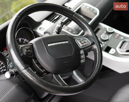Черный Ленд Ровер Рендж Ровер Эвок, объемом двигателя 2 л и пробегом 66 тыс. км за 16899 $, фото 77 на Automoto.ua