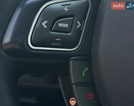 Черный Ленд Ровер Рендж Ровер Эвок, объемом двигателя 2 л и пробегом 136 тыс. км за 19499 $, фото 11 на Automoto.ua