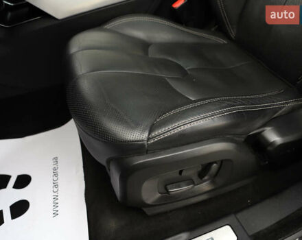 Черный Ленд Ровер Рендж Ровер Эвок, объемом двигателя 2 л и пробегом 66 тыс. км за 16899 $, фото 69 на Automoto.ua