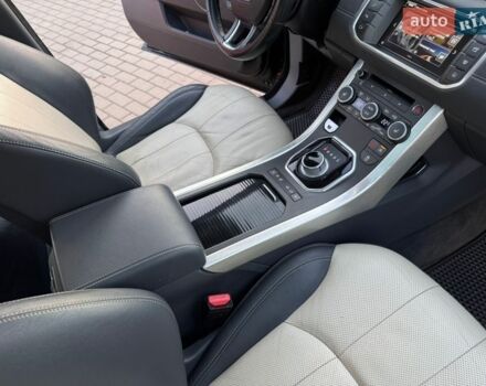 Чорний Ленд Ровер Рендж Ровер Евок, об'ємом двигуна 2 л та пробігом 130 тис. км за 14300 $, фото 45 на Automoto.ua