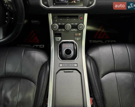 Черный Ленд Ровер Рендж Ровер Эвок, объемом двигателя 2 л и пробегом 190 тыс. км за 20900 $, фото 27 на Automoto.ua