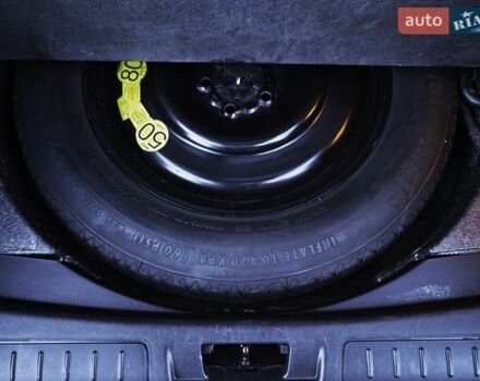 Чорний Ленд Ровер Рендж Ровер Евок, об'ємом двигуна 0 л та пробігом 257 тис. км за 15900 $, фото 30 на Automoto.ua