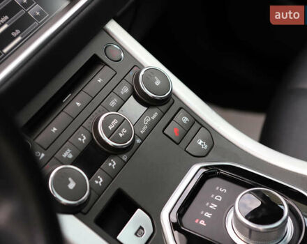 Черный Ленд Ровер Рендж Ровер Эвок, объемом двигателя 2 л и пробегом 66 тыс. км за 16899 $, фото 74 на Automoto.ua