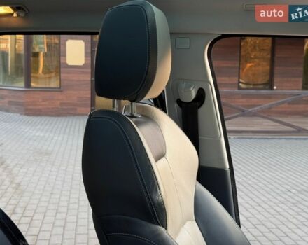 Чорний Ленд Ровер Рендж Ровер Евок, об'ємом двигуна 2 л та пробігом 130 тис. км за 14300 $, фото 49 на Automoto.ua