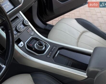 Чорний Ленд Ровер Рендж Ровер Евок, об'ємом двигуна 2 л та пробігом 130 тис. км за 14300 $, фото 26 на Automoto.ua