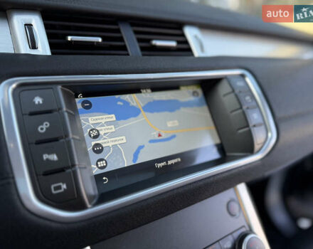 Черный Ленд Ровер Рендж Ровер Эвок, объемом двигателя 2 л и пробегом 169 тыс. км за 21400 $, фото 28 на Automoto.ua