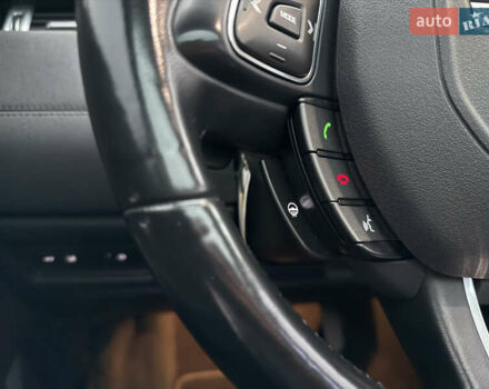 Чорний Ленд Ровер Рендж Ровер Евок, об'ємом двигуна 2 л та пробігом 122 тис. км за 21900 $, фото 19 на Automoto.ua