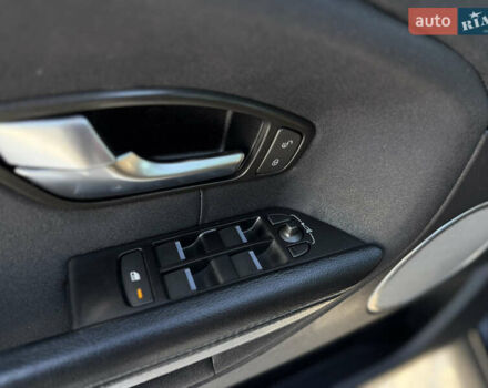 Черный Ленд Ровер Рендж Ровер Эвок, объемом двигателя 2 л и пробегом 169 тыс. км за 21400 $, фото 43 на Automoto.ua