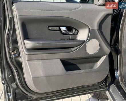 Чорний Ленд Ровер Рендж Ровер Евок, об'ємом двигуна 2 л та пробігом 125 тис. км за 21500 $, фото 25 на Automoto.ua