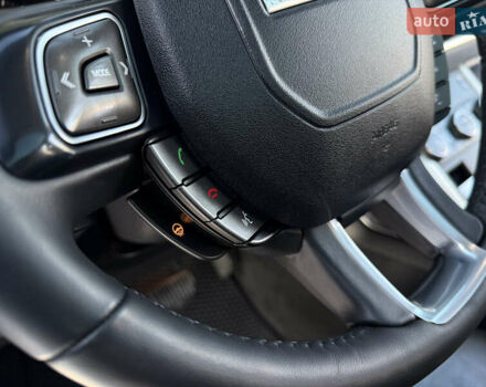 Черный Ленд Ровер Рендж Ровер Эвок, объемом двигателя 2 л и пробегом 169 тыс. км за 21400 $, фото 23 на Automoto.ua