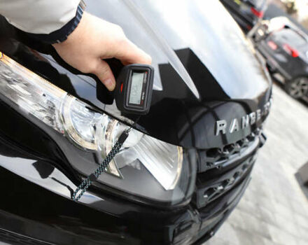 Черный Ленд Ровер Рендж Ровер Эвок, объемом двигателя 2 л и пробегом 66 тыс. км за 16899 $, фото 112 на Automoto.ua