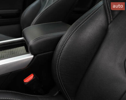 Черный Ленд Ровер Рендж Ровер Эвок, объемом двигателя 2 л и пробегом 66 тыс. км за 16899 $, фото 72 на Automoto.ua