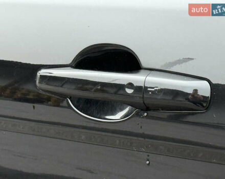 Чорний Ленд Ровер Рендж Ровер Евок, об'ємом двигуна 2 л та пробігом 122 тис. км за 21900 $, фото 8 на Automoto.ua