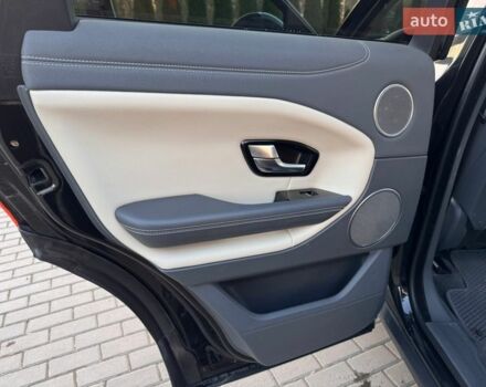 Чорний Ленд Ровер Рендж Ровер Евок, об'ємом двигуна 2 л та пробігом 130 тис. км за 14300 $, фото 31 на Automoto.ua