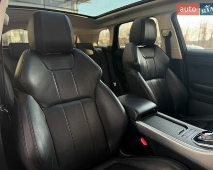 Черный Ленд Ровер Рендж Ровер Эвок, объемом двигателя 2 л и пробегом 136 тыс. км за 19499 $, фото 26 на Automoto.ua