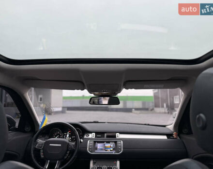 Чорний Ленд Ровер Рендж Ровер Евок, об'ємом двигуна 2 л та пробігом 122 тис. км за 21900 $, фото 20 на Automoto.ua