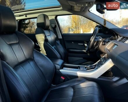 Черный Ленд Ровер Рендж Ровер Эвок, объемом двигателя 2 л и пробегом 111 тыс. км за 21900 $, фото 22 на Automoto.ua