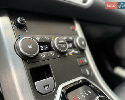 Чорний Ленд Ровер Рендж Ровер Евок, об'ємом двигуна 2 л та пробігом 169 тис. км за 20999 $, фото 17 на Automoto.ua