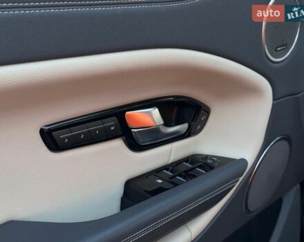 Чорний Ленд Ровер Рендж Ровер Евок, об'ємом двигуна 2 л та пробігом 130 тис. км за 14300 $, фото 23 на Automoto.ua