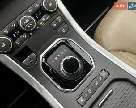 Чорний Ленд Ровер Рендж Ровер Евок, об'ємом двигуна 2 л та пробігом 127 тис. км за 18300 $, фото 29 на Automoto.ua