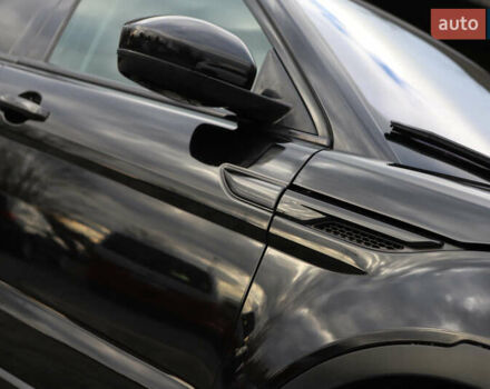 Черный Ленд Ровер Рендж Ровер Эвок, объемом двигателя 2 л и пробегом 66 тыс. км за 16899 $, фото 41 на Automoto.ua