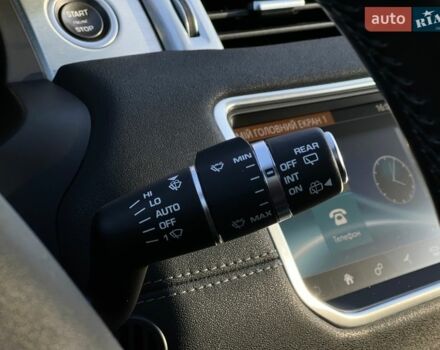 Черный Ленд Ровер Рендж Ровер Эвок, объемом двигателя 2 л и пробегом 111 тыс. км за 21900 $, фото 11 на Automoto.ua