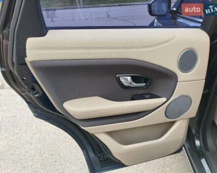 Чорний Ленд Ровер Рендж Ровер Евок, об'ємом двигуна 2 л та пробігом 93 тис. км за 21900 $, фото 13 на Automoto.ua