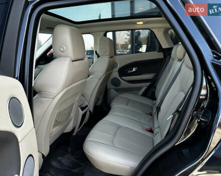 Чорний Ленд Ровер Рендж Ровер Евок, об'ємом двигуна 2 л та пробігом 98 тис. км за 20900 $, фото 16 на Automoto.ua