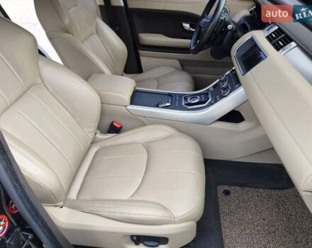 Чорний Ленд Ровер Рендж Ровер Евок, об'ємом двигуна 2 л та пробігом 93 тис. км за 21900 $, фото 11 на Automoto.ua