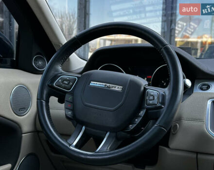 Чорний Ленд Ровер Рендж Ровер Евок, об'ємом двигуна 2 л та пробігом 98 тис. км за 20900 $, фото 22 на Automoto.ua