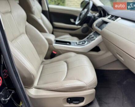 Чорний Ленд Ровер Рендж Ровер Евок, об'ємом двигуна 2 л та пробігом 112 тис. км за 20900 $, фото 12 на Automoto.ua