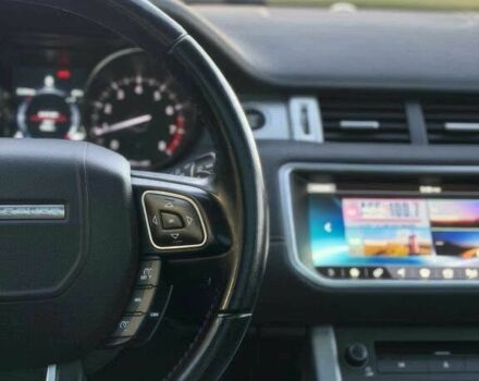 Чорний Ленд Ровер Рендж Ровер Евок, об'ємом двигуна 2 л та пробігом 64 тис. км за 20000 $, фото 9 на Automoto.ua