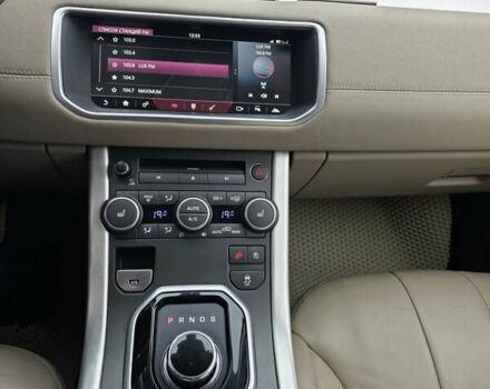 Черный Ленд Ровер Рендж Ровер Эвок, объемом двигателя 2 л и пробегом 171 тыс. км за 23000 $, фото 13 на Automoto.ua