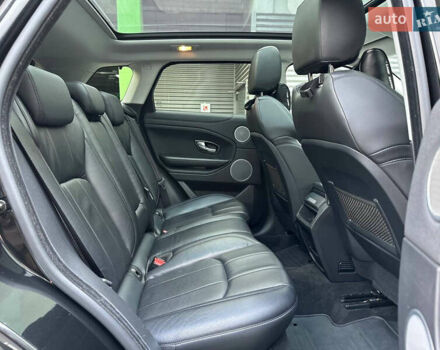 Ленд Ровер Рендж Ровер Эвок 2017 в Киеве на Automoto.ua Черный Ленд Ровер Рендж Ровер Эвок, объемом двигателя 2 л и пробегом 75 тыс. км за 22700 $, фото 18 на Automoto.ua