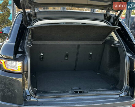 Чорний Ленд Ровер Рендж Ровер Евок, об'ємом двигуна 2 л та пробігом 98 тис. км за 20900 $, фото 32 на Automoto.ua