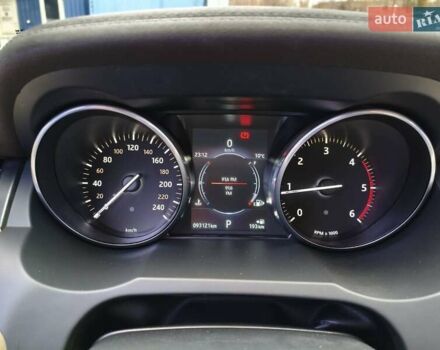 Чорний Ленд Ровер Рендж Ровер Евок, об'ємом двигуна 2 л та пробігом 93 тис. км за 21900 $, фото 26 на Automoto.ua