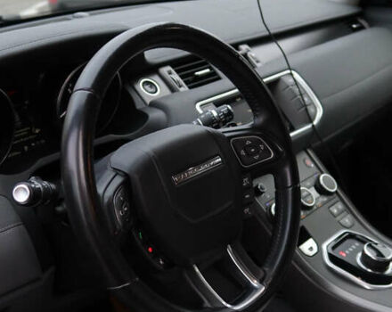 Чорний Ленд Ровер Рендж Ровер Евок, об'ємом двигуна 2 л та пробігом 65 тис. км за 21000 $, фото 9 на Automoto.ua