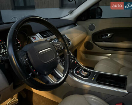 Черный Ленд Ровер Рендж Ровер Эвок, объемом двигателя 2 л и пробегом 90 тыс. км за 19600 $, фото 32 на Automoto.ua