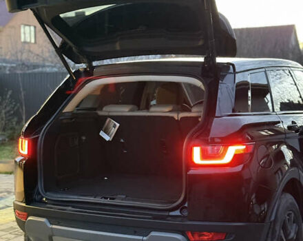 Черный Ленд Ровер Рендж Ровер Эвок, объемом двигателя 2 л и пробегом 90 тыс. км за 19600 $, фото 37 на Automoto.ua