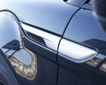 Черный Ленд Ровер Рендж Ровер Эвок, объемом двигателя 2 л и пробегом 152 тыс. км за 18300 $, фото 20 на Automoto.ua