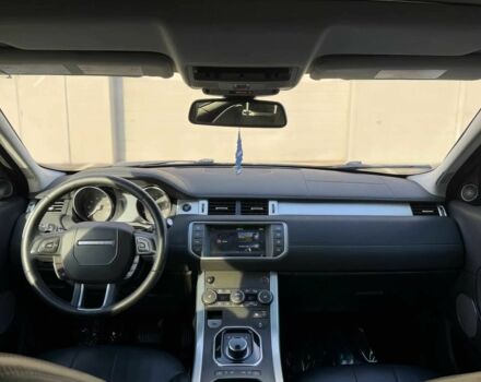 Чорний Ленд Ровер Рендж Ровер Евок, об'ємом двигуна 2 л та пробігом 63 тис. км за 14000 $, фото 9 на Automoto.ua