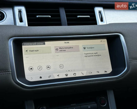 Чорний Ленд Ровер Рендж Ровер Евок, об'ємом двигуна 2 л та пробігом 98 тис. км за 20900 $, фото 12 на Automoto.ua