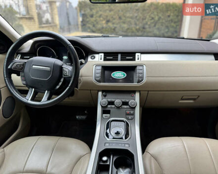 Чорний Ленд Ровер Рендж Ровер Евок, об'ємом двигуна 2 л та пробігом 112 тис. км за 20900 $, фото 17 на Automoto.ua