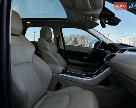 Чорний Ленд Ровер Рендж Ровер Евок, об'ємом двигуна 2 л та пробігом 98 тис. км за 20900 $, фото 20 на Automoto.ua