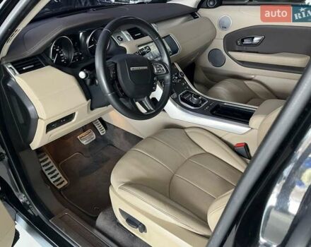 Ленд Ровер Рендж Ровер Эвок 2018 в Одессе на Automoto.ua Черный Ленд Ровер Рендж Ровер Эвок, объемом двигателя 2 л и пробегом 111 тыс. км за 24900 $, фото 18 на Automoto.ua