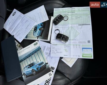 Чорний Ленд Ровер Рендж Ровер Евок, об'ємом двигуна 2 л та пробігом 117 тис. км за 23900 $, фото 31 на Automoto.ua