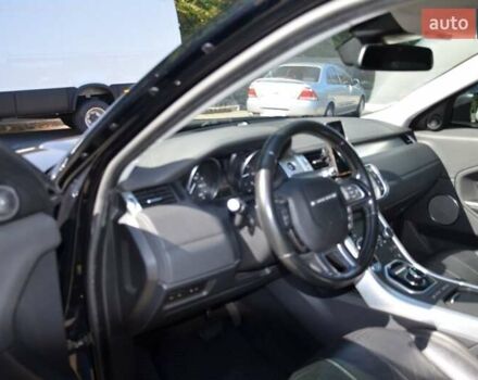 Ленд Ровер Рендж Ровер Евок 2018 у Києві на Automoto.ua Чорний Ленд Ровер Рендж Ровер Евок, об'ємом двигуна 2 л та пробігом 185 тис. км за 22500 $, фото 10 на Automoto.ua