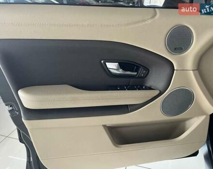 Ленд Ровер Рендж Ровер Эвок 2018 в Одессе на Automoto.ua Черный Ленд Ровер Рендж Ровер Эвок, объемом двигателя 2 л и пробегом 111 тыс. км за 24900 $, фото 10 на Automoto.ua