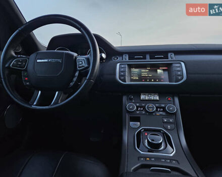 Черный Ленд Ровер Рендж Ровер Эвок, объемом двигателя 2 л и пробегом 47 тыс. км за 24800 $, фото 18 на Automoto.ua